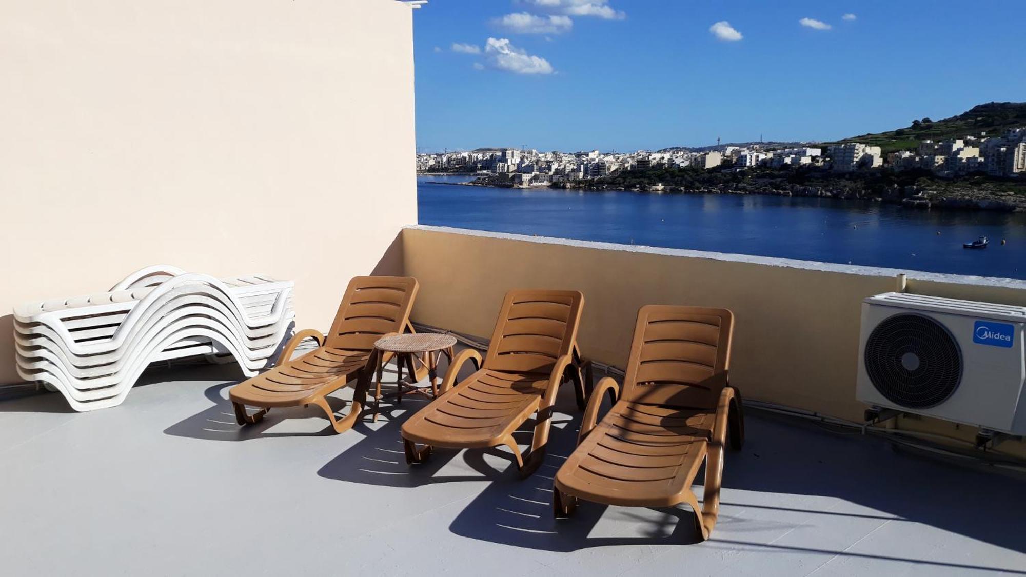 Bayview 2 Bedroom Seaview Apartment With Large Terrace With Panoramic Views - By Getawaysmalta Сент-Полс-Бей Экстерьер фото